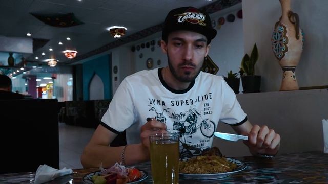 Самый вкусный плов Москвы/Дешевый плов/Хроники критика/Обзор плова смотреть онлайн