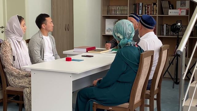 Ануармен неке қию рәсімі, неке қиюшы Қалижан Занқоев, Райса Ана мешіті смотреть онлайн