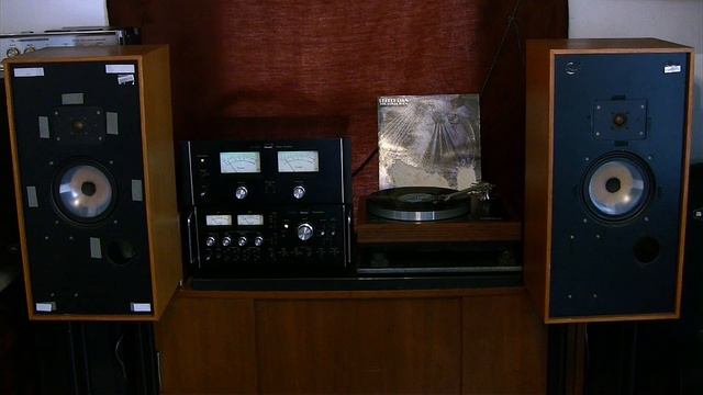 Harbeth Acoustics hl monitor mkiii Speakers - Don't Take Me Alive - Steely Dan смотреть онлайн