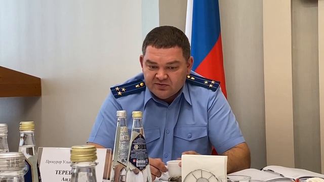 Прокурор Ульяновской области Андрей Теребунов о недофинансировании сферы здравоохранения смотреть онлайн