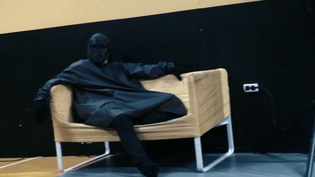 ИГРА В КАЛЬМАРА в РЕАЛЬНОЙ ЖИЗНИ | JORDAN – батутный центр смотреть онлайн