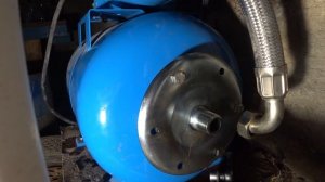 Обслуживание насосной станции Джилекс. Замена крышки на расширительном баке.