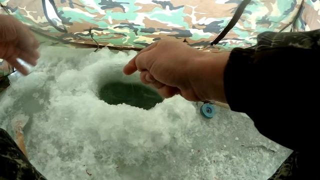 Ловля леща на мормышку. смотреть онлайн