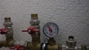 Все тонкости водоснабжения частного дома. Давление и перепады температуры.