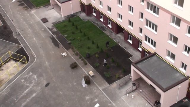 Благоустройство территории вокруг дома смотреть онлайн