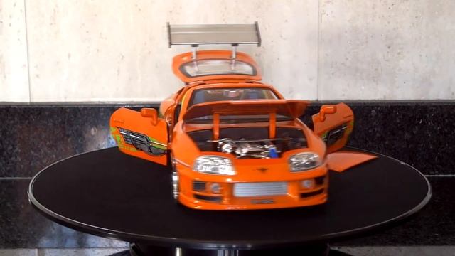 Toyota Supra (1995) Velozes e Furiosos - Jada 1:18 смотреть онлайн