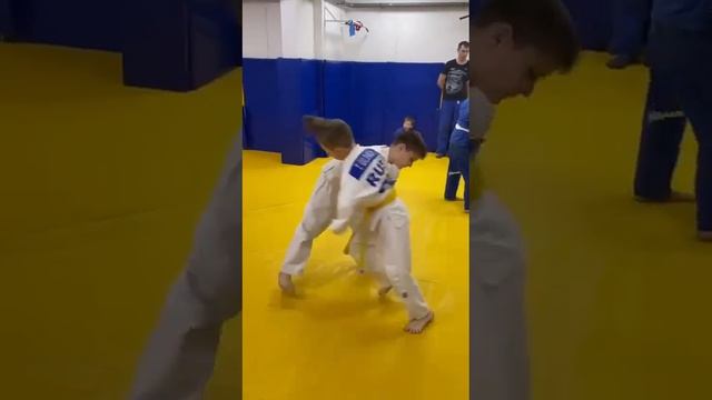 Тренировка ДЗЮДО в Апрелевке 25 мая 2023 ч3 смотреть онлайн