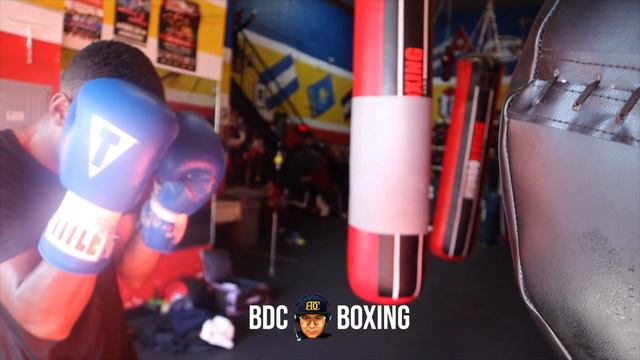 MICHELL BANQUEZ , LISTO PARA ENFRENTAR A JOAHNYS ARGILAGOS смотреть онлайн
