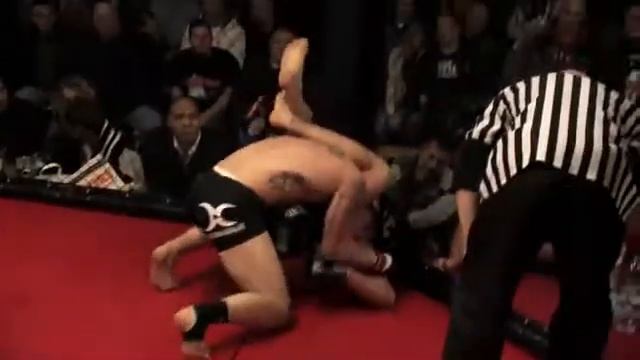 Kombat Komplett 3 - Fight 7, Aron Bland - vs - Artur Waiz смотреть онлайн