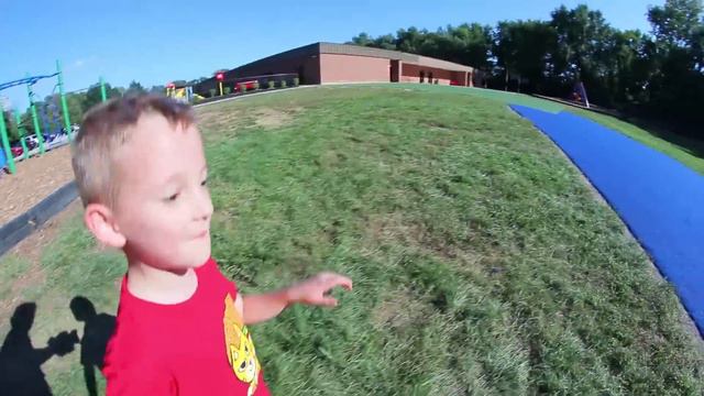 Father Son PLAYGROUND NINJAS! смотреть онлайн