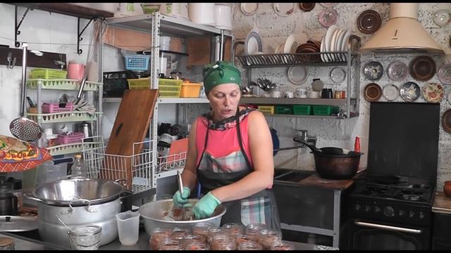 ФАРАОН ТЕПЕРЬ В ШЛЯПЕ КАК ДЯДЯ ТОФИК ИЗ АБХАЗИИ смотреть онлайн