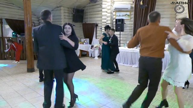 БОДАЙ СЯ КОГУТ ЗНУДИВ /// ВЕІЛЬНА ПОЛЬКА /// ГУРТ ФАЙНО /// МИХАЙЛОВА КОЛИБА смотреть онлайн