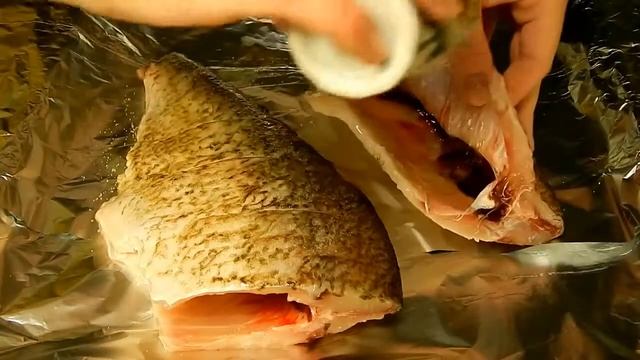 Рыба в фольге.Лещ в духовке. смотреть онлайн