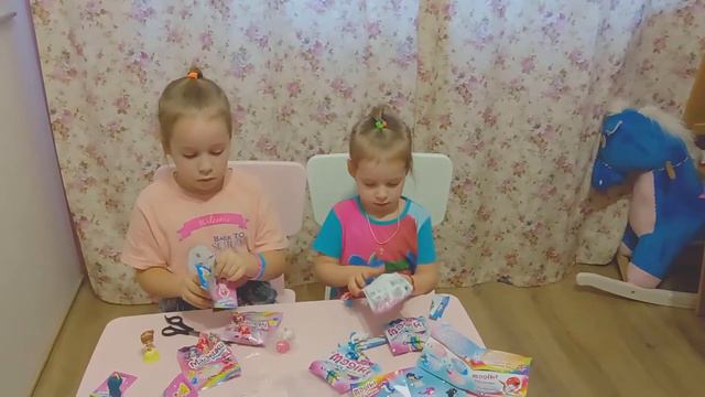 Игрушки. Маджики (Magiki). Сказочные принцессы и дельфинчики.