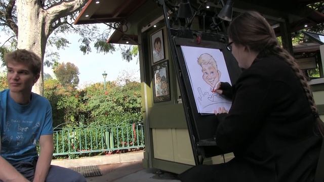 Caricature of Tommy at Disneyland as Dash from the Incredibles смотреть онлайн