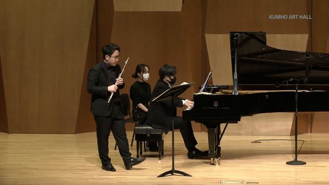 Mozart Violin Sonata Bb Major, KV 378 | Sung-Hyun Cho смотреть онлайн