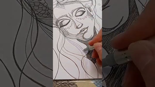 Заполняем скетчбук. Сирена. Линеры, цветные карандаши. #арт #творю #творчество #художник #скетч