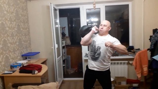 Попытка толкнуть гирю 40 кг - НА МЕЗИНЦЕ?☝️??? смотреть онлайн