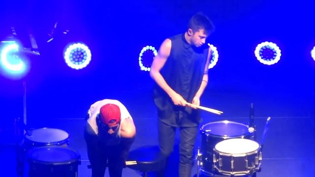"Dual Drummers" Twenty One Pilots@Rams Head Live Baltimore 12/16/13 Vessel Tour смотреть онлайн
