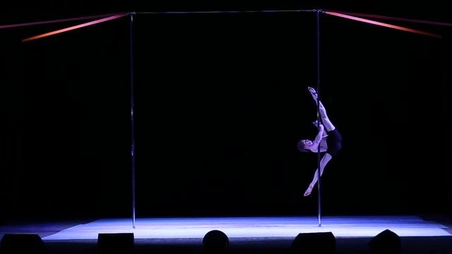 Мальцев Валентин PoleDance мужчины