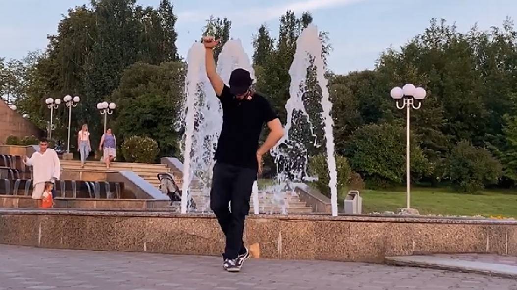 Мадина Remix Lezginka 2024 Лезгинка Madina Ремикс Парень Танцует Нижний Тагил Dance ALISHKA Россия смотреть онлайн