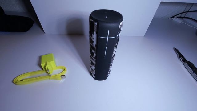 ULTIMATE EARS UE Boom 2 Kool Savas Limited Edition || Unboxing and Review смотреть онлайн