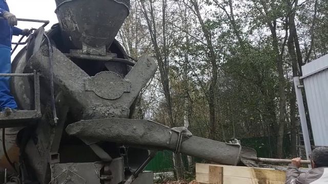 Выгрузка бетона в Дубне смотреть онлайн