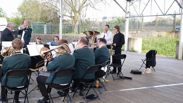 Solitaire - 1st Old Boys Band with Nigel Hylands on solo cornet смотреть онлайн