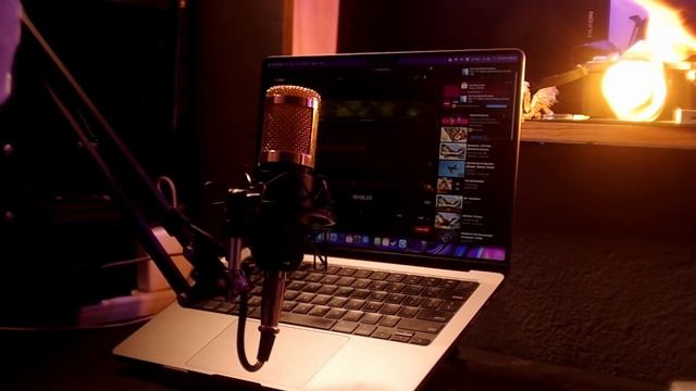 ¡Tiene el mejor monitor del mundo! 4 meses con el Apple Macbook M1 Pro 14" смотреть онлайн