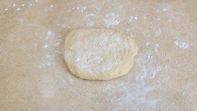 ДРОЖЖЕВЫЕ БУЛОЧКИ С ОРЕХАМИ И ЦЕДРОЙ ЛИМОНА смотреть онлайн