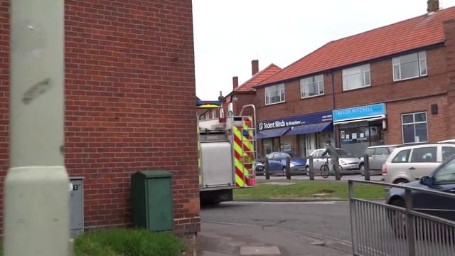 Southampton Airport Fire Service - Volvo FL614 Appliance On Driver Training Run ( Ex Hampshire ) смотреть онлайн