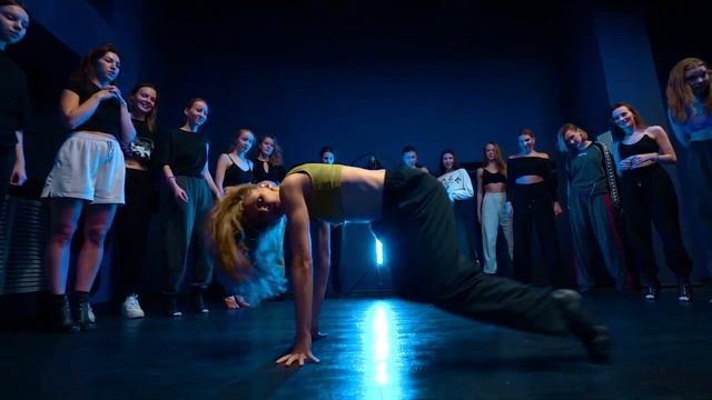 ЛАДА // HIGH-HEELS смотреть онлайн