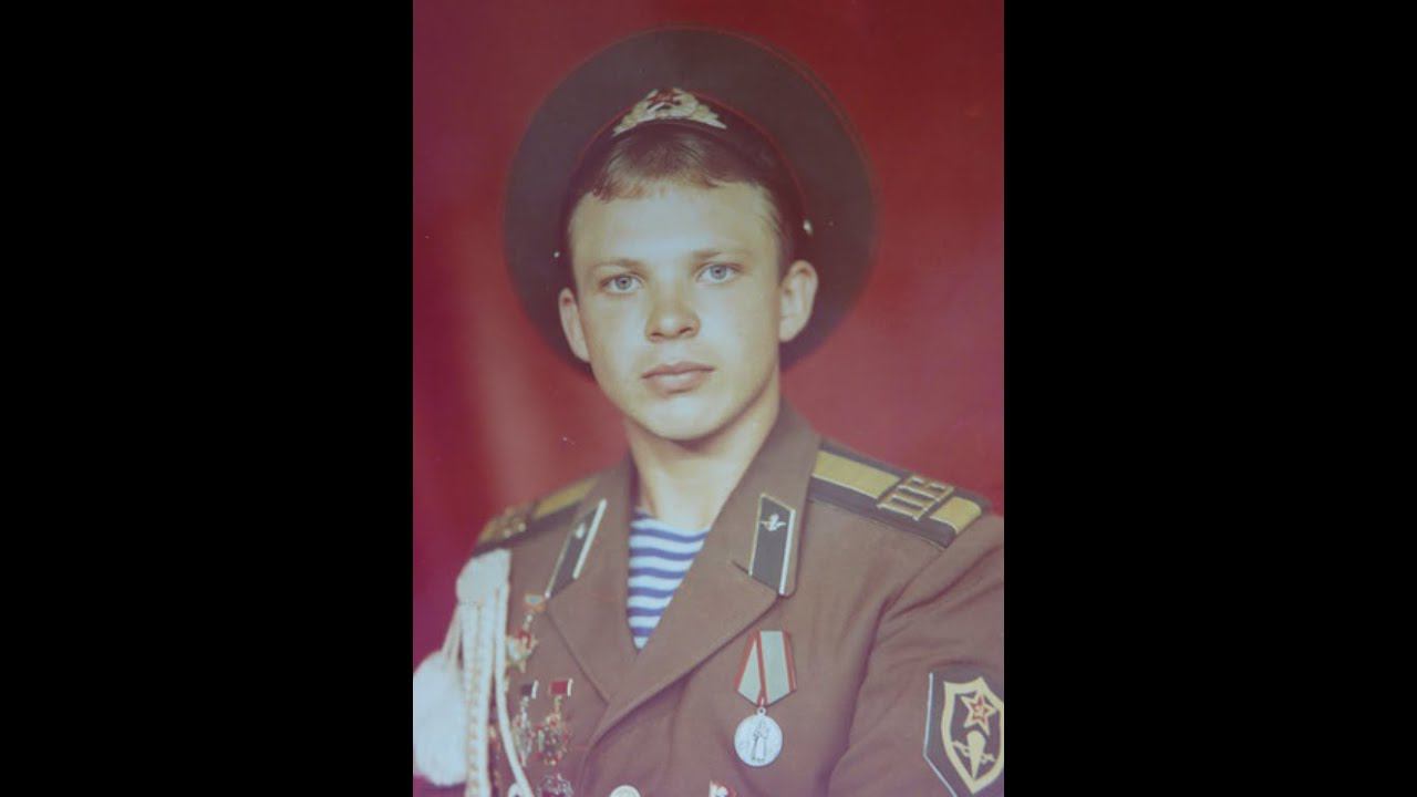 Почему пограничники носили тельняшки десантников. Пограничники КГБ СССР на 