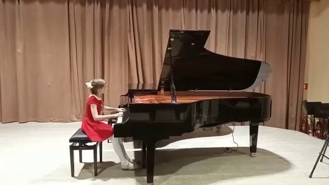 Татьяна Чудовская. 9 лет. 3 класс.Р. Шуман Дед Мороз. смотреть онлайн