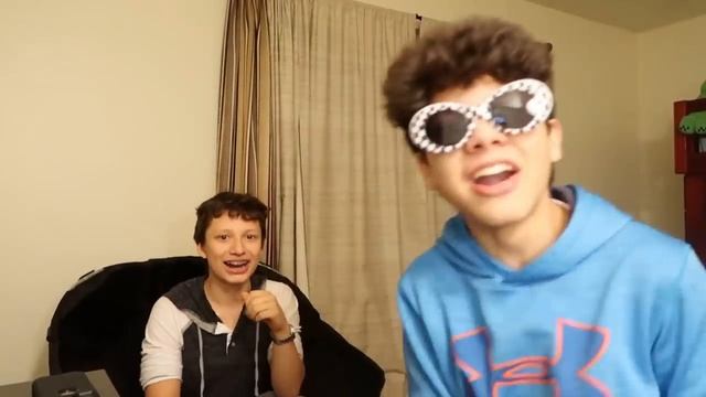 TELLING JOJO SIWA I LIKE HER!! (OMG SHE’S MY GIRLFRIEND NOW) смотреть онлайн