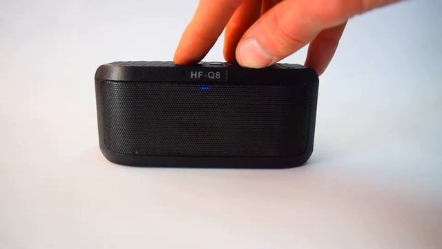 Портативная Bluetooth колонка с USB, MicroSD, FM и цветомузыкой HF-Q8 смотреть онлайн