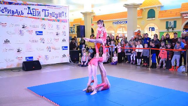 Фестиваль "Дети танцуют". Ноябрь 2015 года. смотреть онлайн