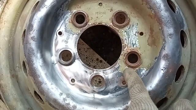 Не покупайте старые колесные диски. Мой опыт. смотреть онлайн