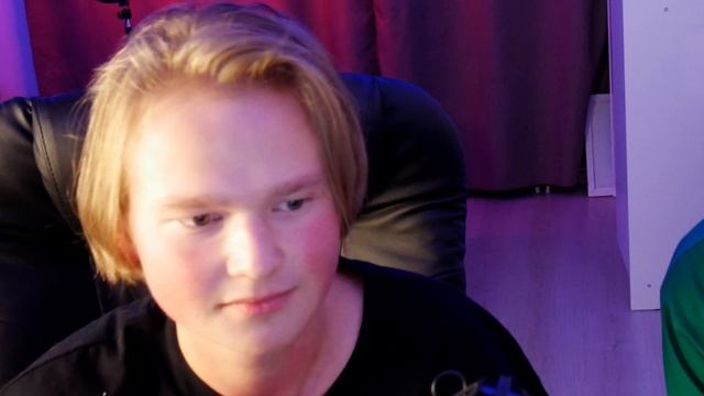 НЕДЕТСКИЕ РАЗГОВОРЫ С ЯНДЕКС АЛИСОЙ /Получится Ли Научить Голосового Яндекс Помощника Русскому Мату смотреть онлайн