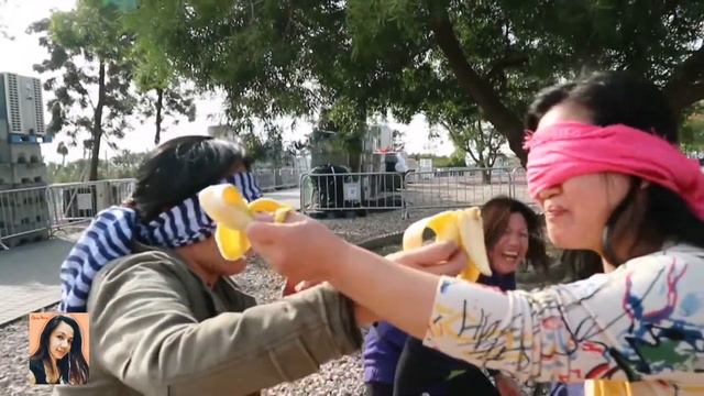 BANANA EATING CONTEST | BANANA EATING CHALLENGE | FUNNY EATING GAME смотреть онлайн