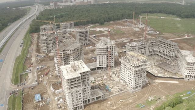 Пролетая над ЖК Прокшино застройщика А101 по Солнцево-Бутово-Варшавскому шоссе. Новостройки Москвы. смотреть онлайн