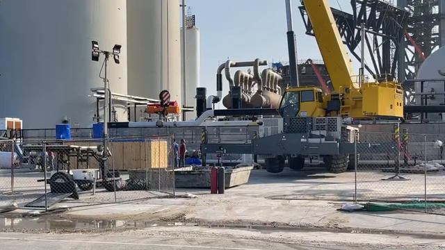 Tank Farm View, Guests in Description, Pump Lifted, SpaceX Starbase, Boca Chica, TX. Jan 19, 2022 смотреть онлайн