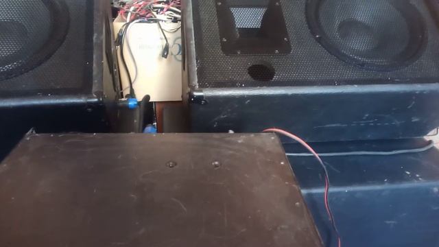 проверка колонок 12LX150M 300WAT RMS смотреть онлайн