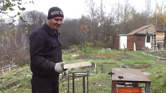 Брутальный пацанский столик из обруча от бочки смотреть онлайн