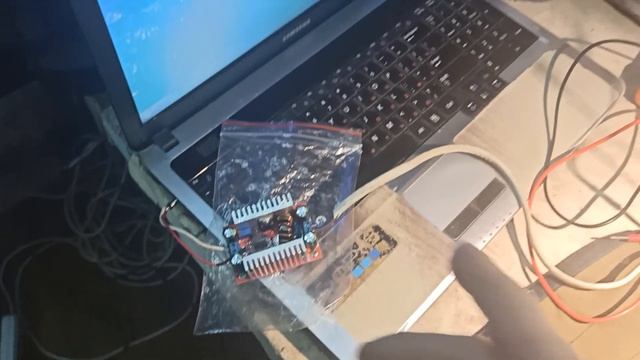 Подсоединение ноутбука SAMSUNG RV508 через повышающий стабилизатор к автомобильному аккумулятору