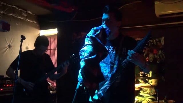 Uncrown @ Собака Милле смотреть онлайн