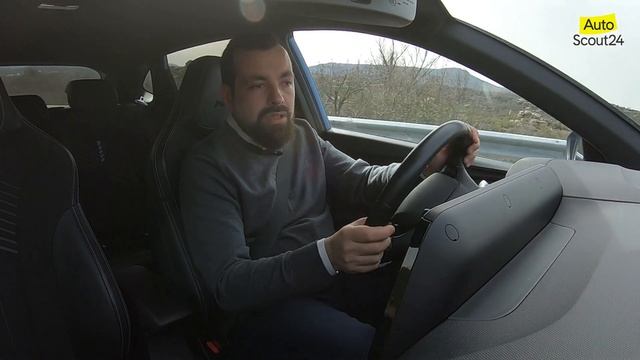 Hyundai i20 N vs. VW Polo GTI| Comparativa coches deportivos / Review en español | #AutoScout24 смотреть онлайн
