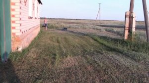 Как она косит Газонокосилка бензиновая