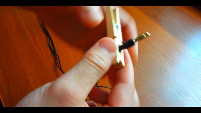 8 ЛАЙФХАКОВ С ДЕРЕВЯННОЙ ПРИЩЕПКОЙ !!! смотреть онлайн