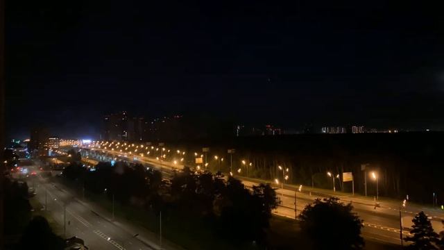 Восход луны над Котельниками смотреть онлайн